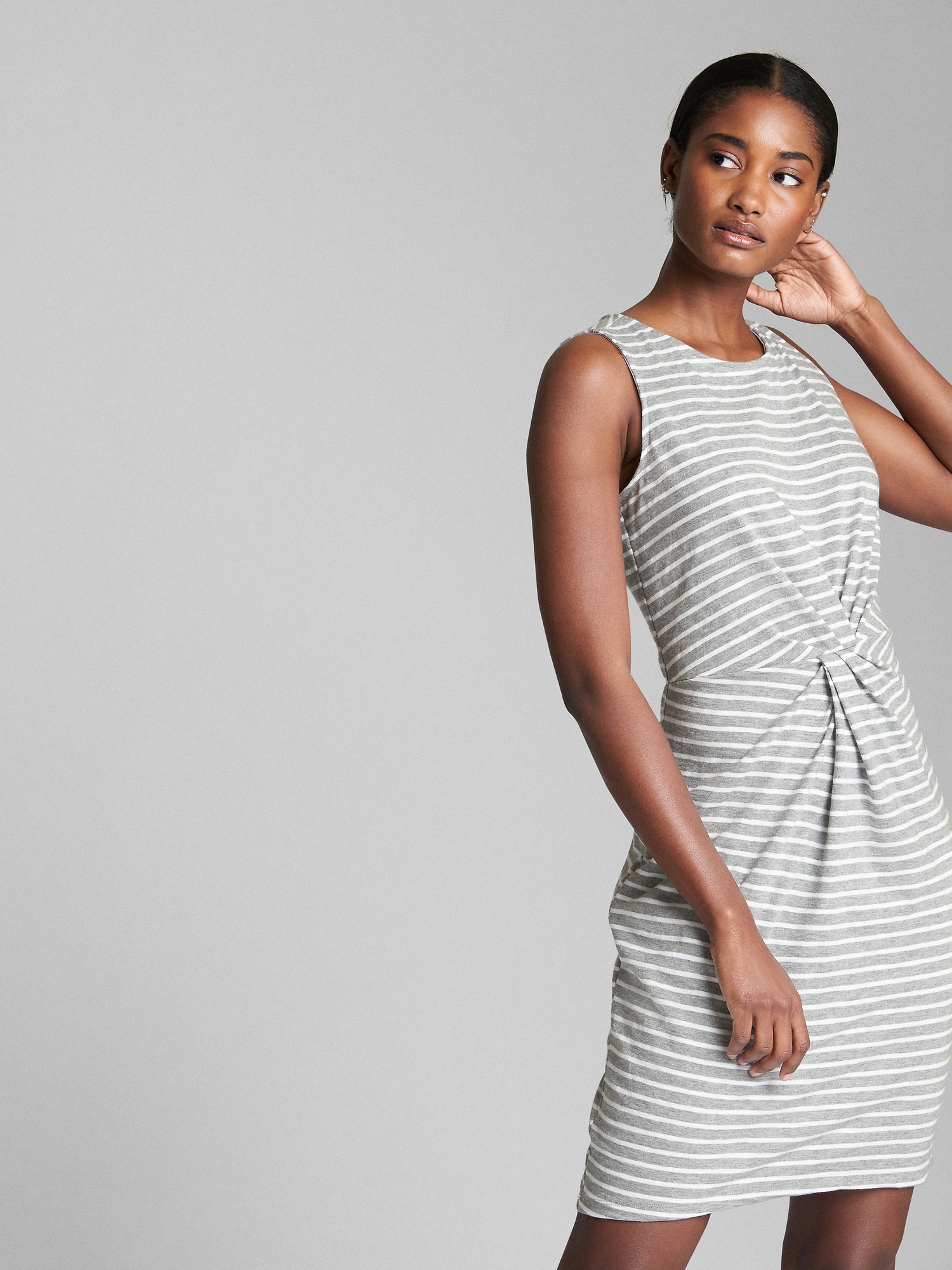 Gap twist front dress outlet