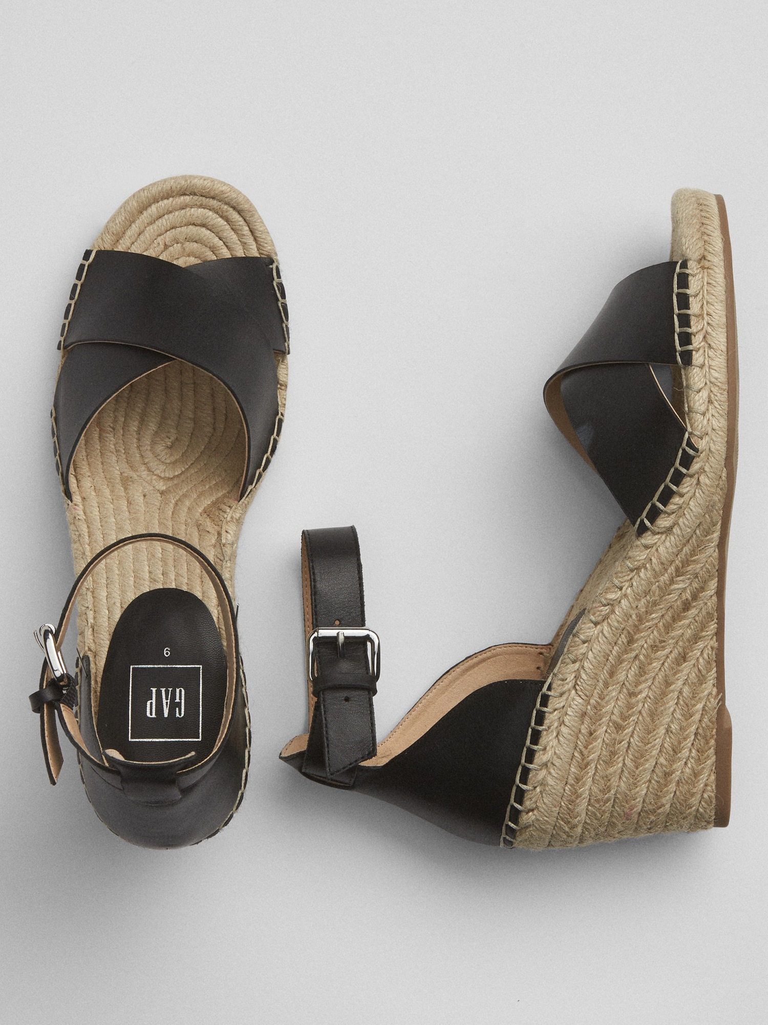 Женские балетки Gap Crossover Strap Espadrille Wedges, цвет: Чёрный — фото 2
