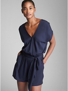 V-Neck Short Sleeve Tie Belt Romper with Pockets main image 1