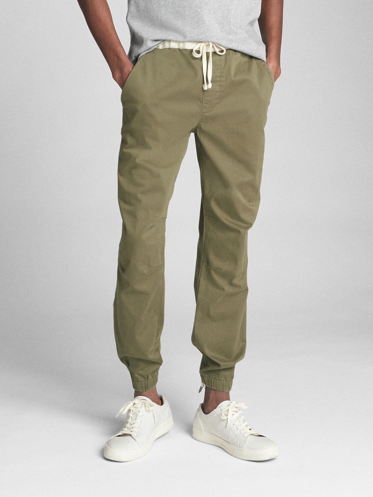 Gap on sale utility joggers