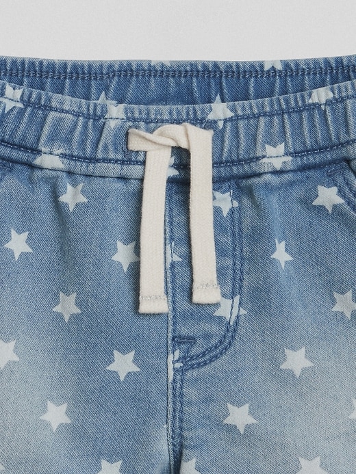 Image number 3 showing, Pull-On Shorts in Star Print