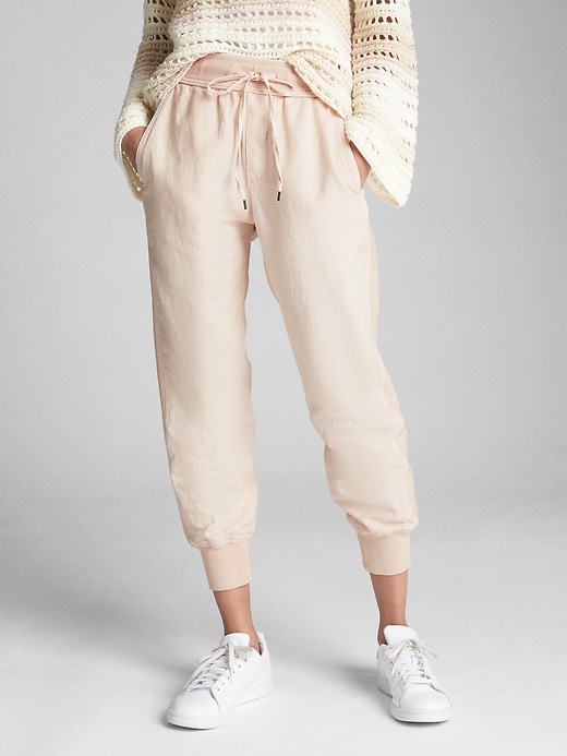 1 of 8 showing, with the color shell peach of product Drawstring Joggers in Linen