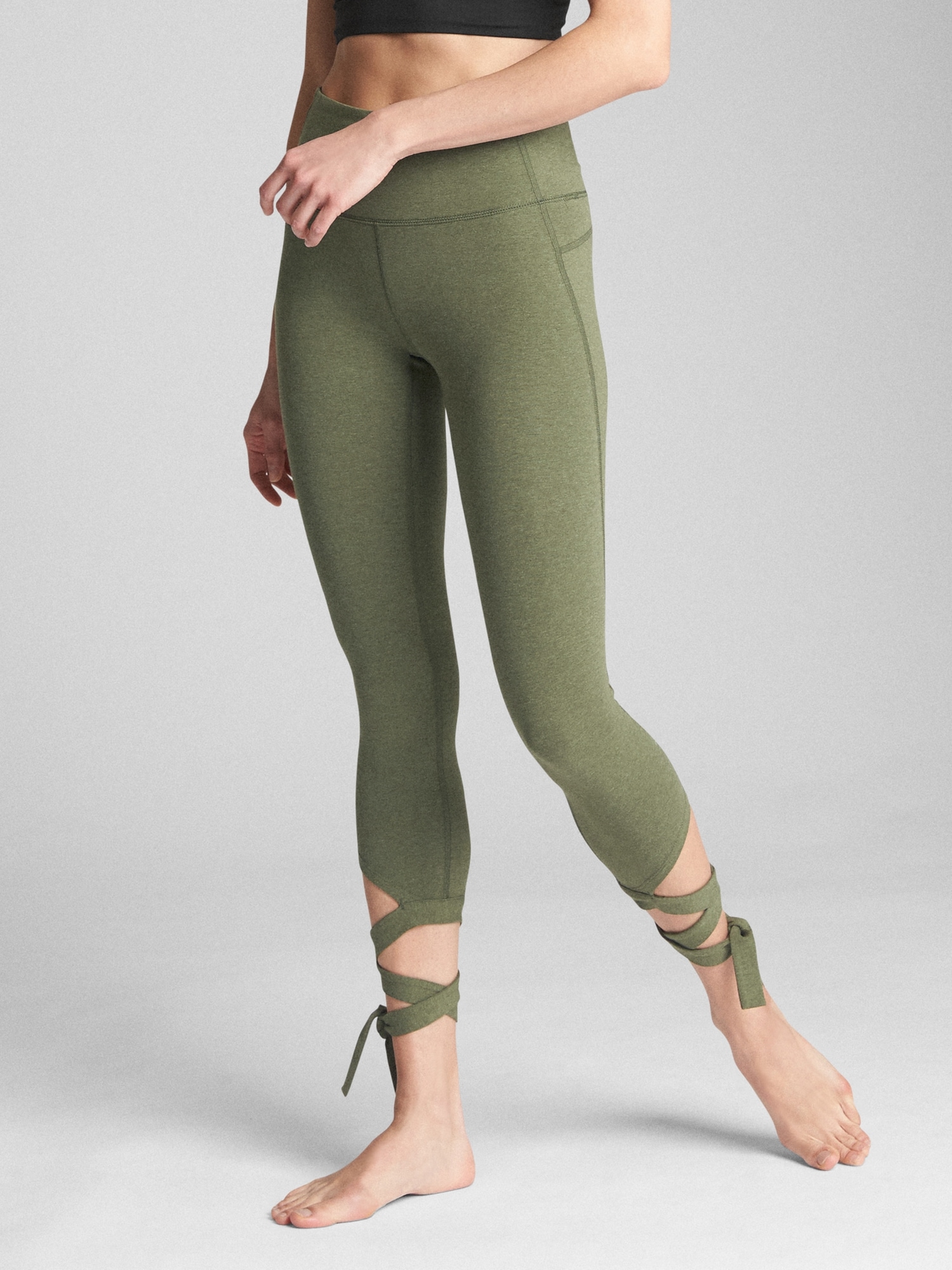 GapFit gFast High Rise 7/8 Leggings in Performance Cotton