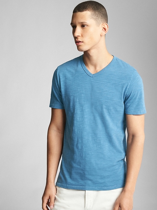Burnout Classic V T-Shirt | Gap