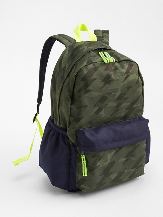 Image number 1 showing, Camo Senior Backpack