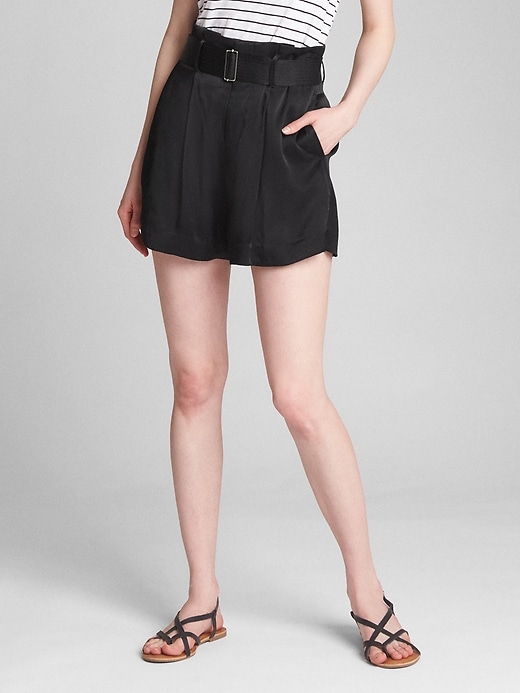 1 of 8 showing, with the color true black of product High Rise 3.5" Drapey Shorts with Belt