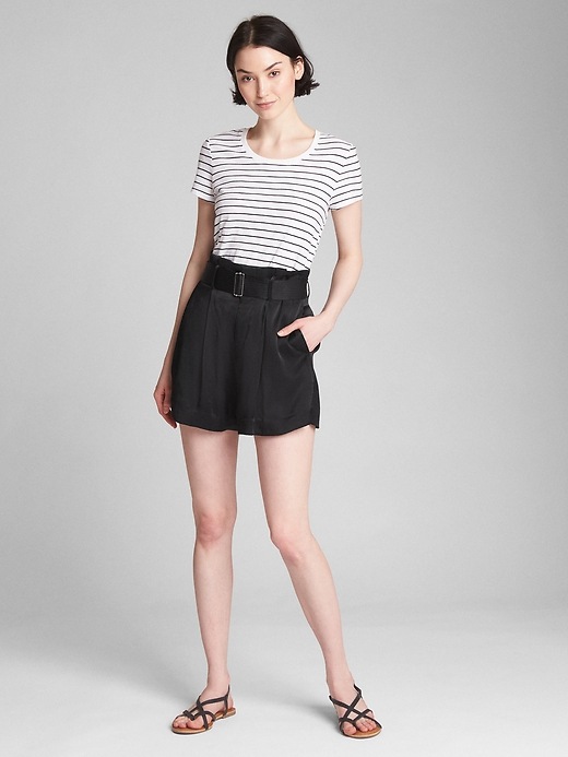 Image number 3 showing, High Rise 3.5" Drapey Shorts with Belt