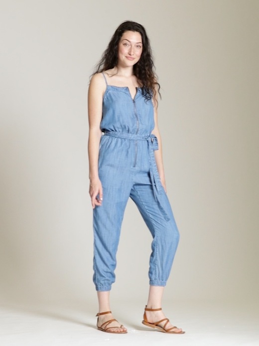 Женские комбинезоны Gap Zip-Front Cami Jumpsuit in TENCEL™ — фото 5