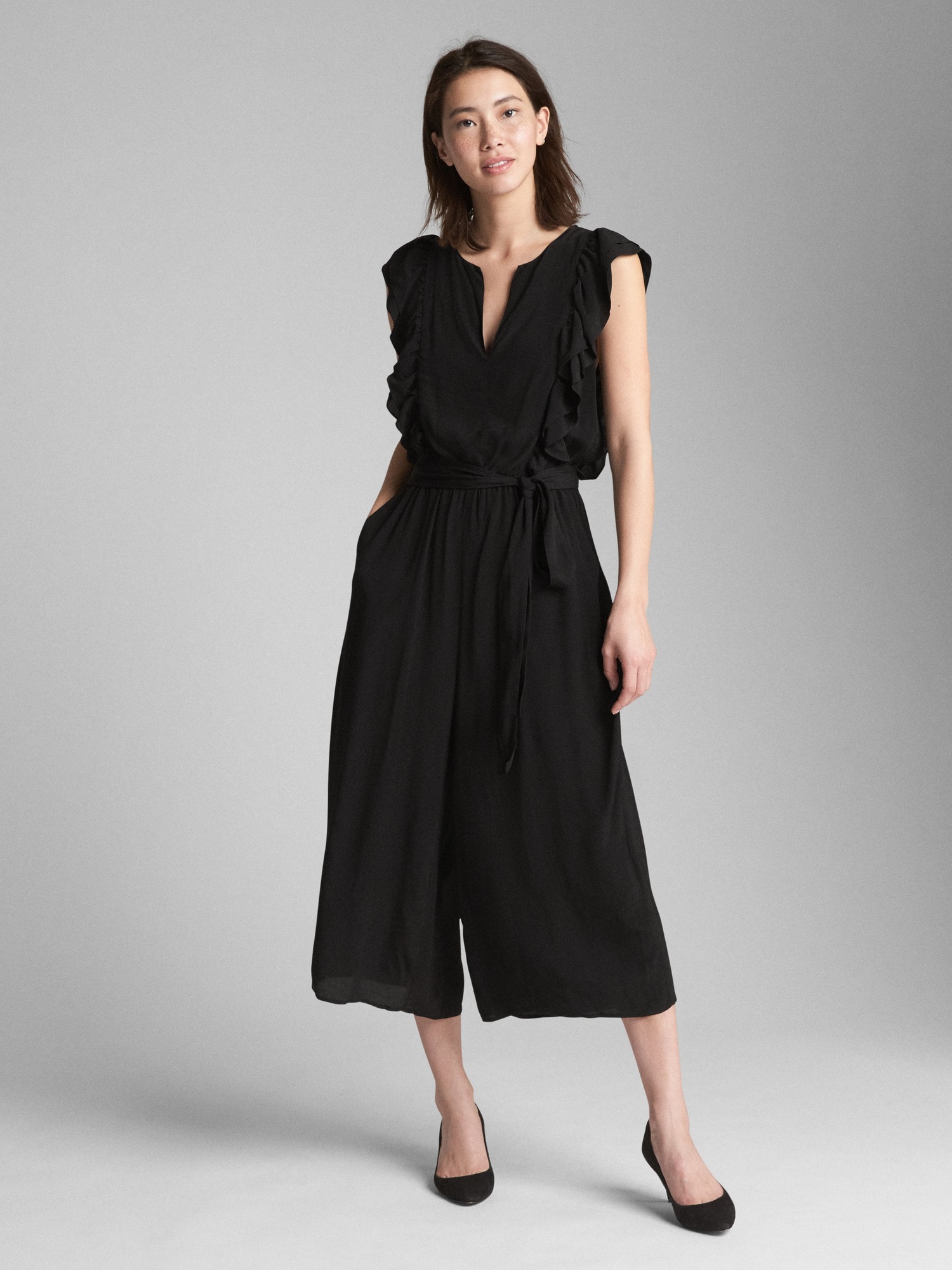 Женские комбинезоны Gap Ruffle Sleeve Jumpsuit