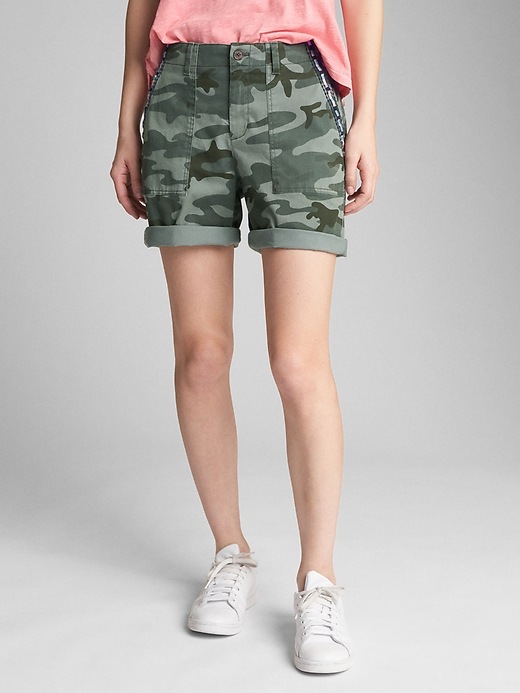 Image number 1 showing, 5" Girlfriend Utility Shorts with Embroidered Detail in Camo