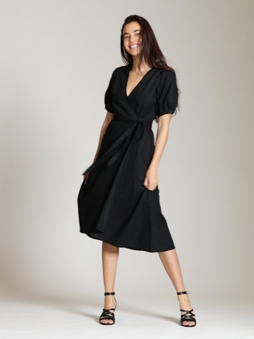 gap short sleeve side button midi wrap dress GAP Women's Short Sleeve Splitneck Midi Dress, Black, Small at Amazon Women's Clothing store