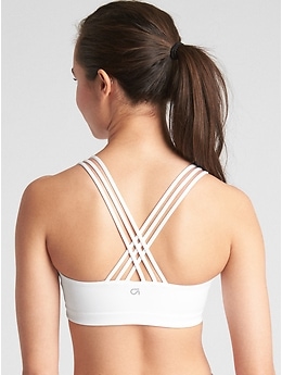 GapFit Eclipse Medium Support Strappy Sports Bra