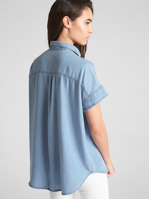 Image number 2 showing, Short Sleeve Popover Shirt in TENCEL&#153