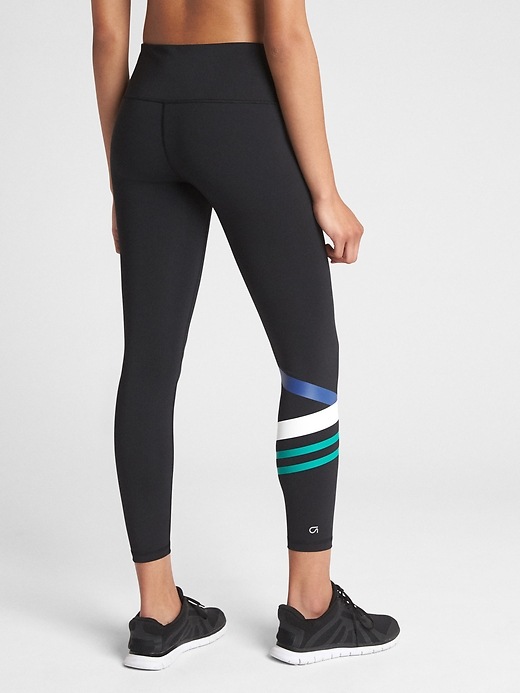 Image number 2 showing, GFast High Rise Blackout Leggings in Colorblock Stripe Print