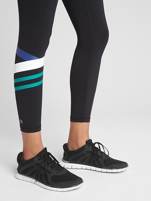Image number 3 showing, GFast High Rise Blackout Leggings in Colorblock Stripe Print