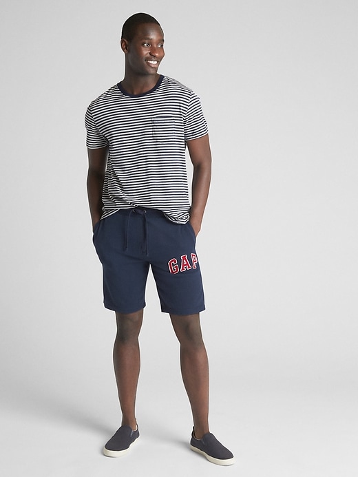 Gap men's 12 inch shorts discount