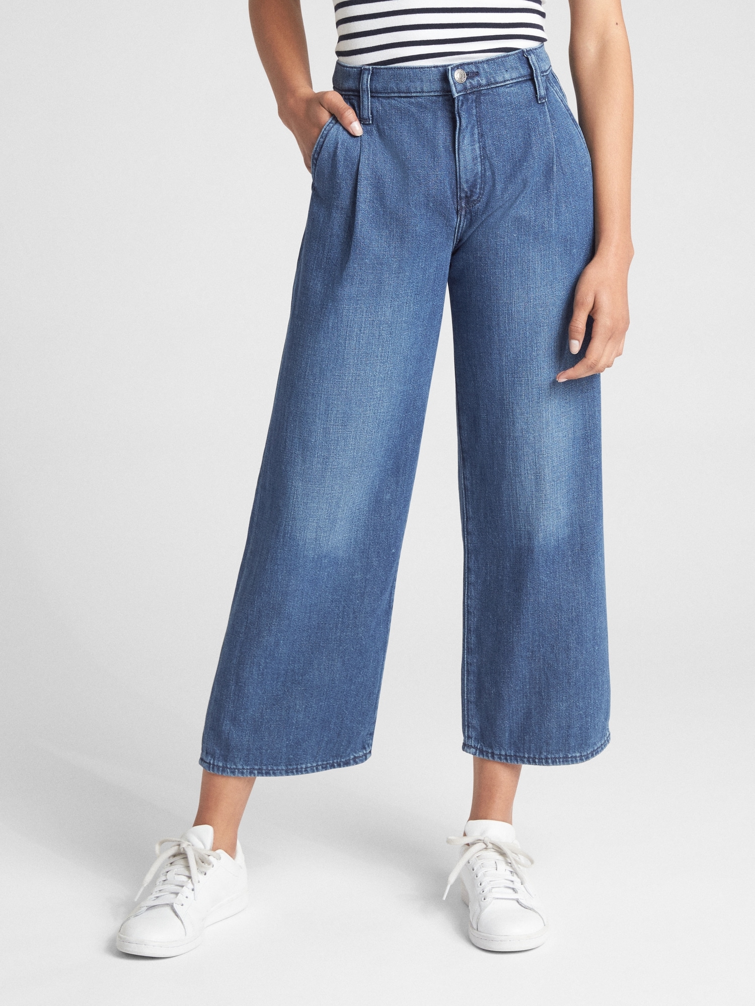 Gap wide leg sales crop jeans