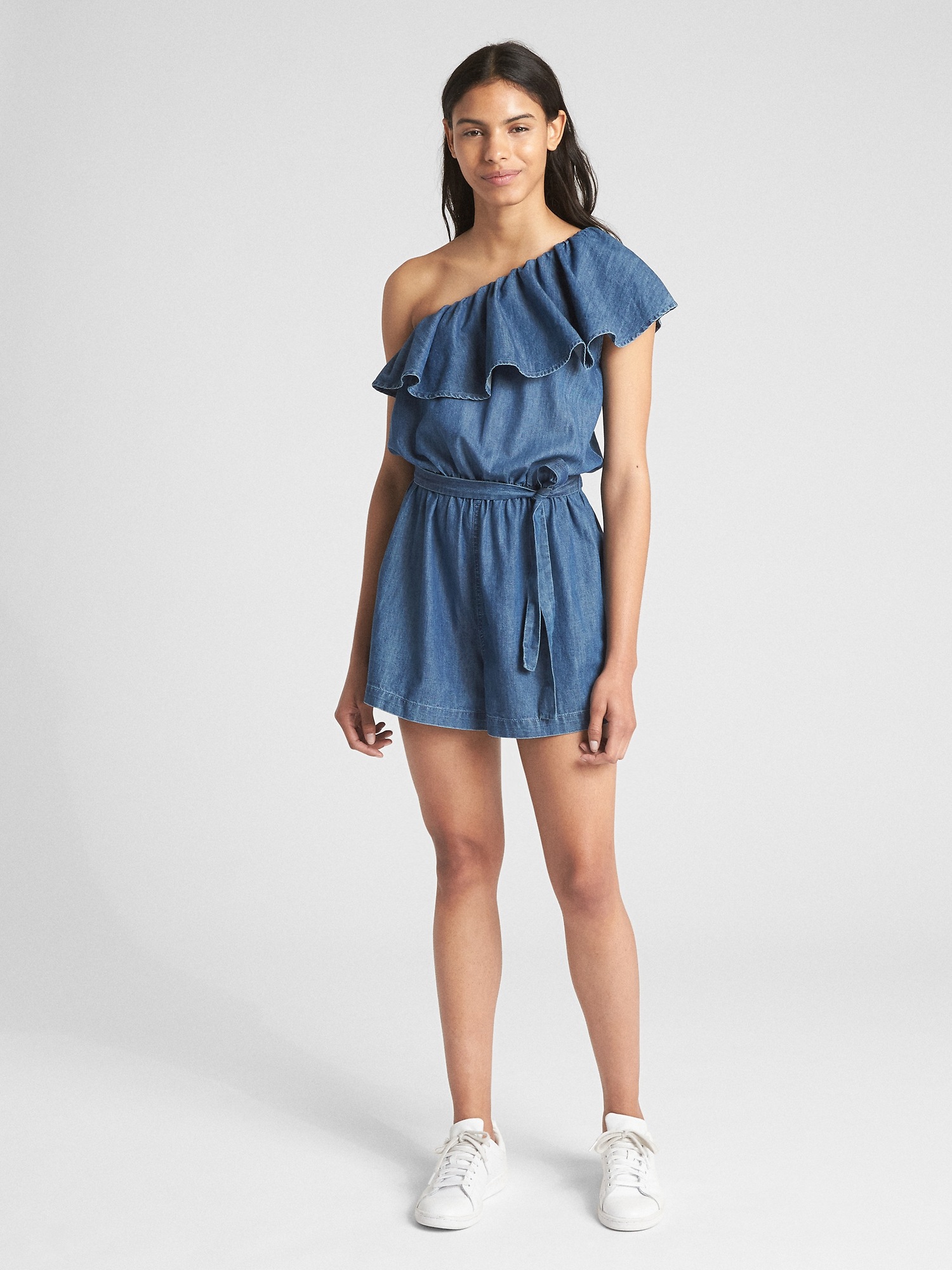 Женские комбинезоны Gap Ruffle One-Shoulder Romper in Denim — фото 3