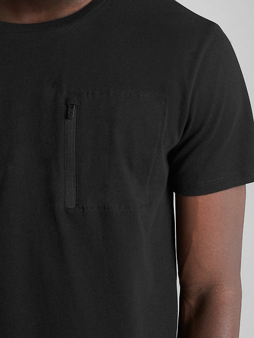 Image number 5 showing, Hybrid Short Sleeve Crewneck T-Shirt