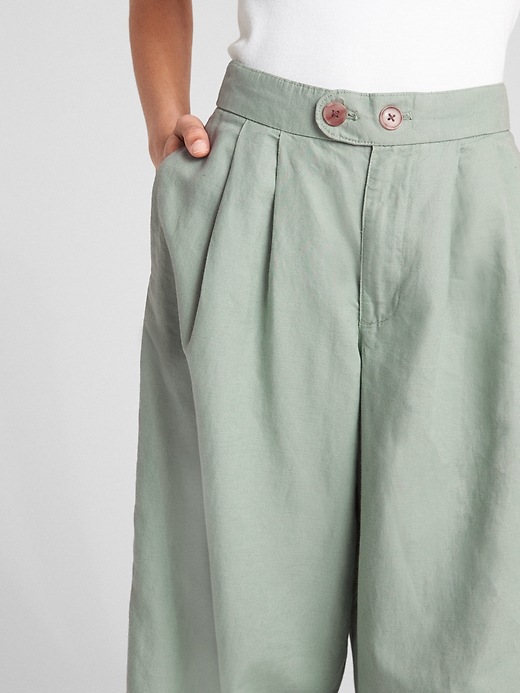 Image number 5 showing, High Rise Wide-Leg Pants in Linen-Cotton