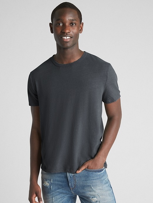 View large product image 1 of 1. Classic T-Shirt in Linen-Cotton