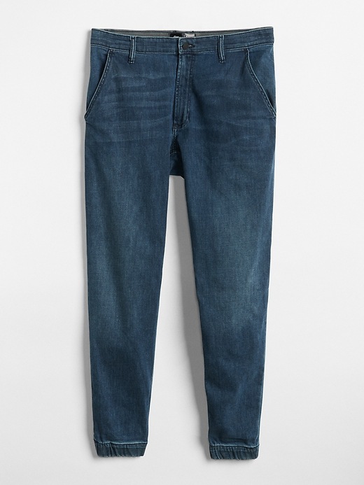 Image number 5 showing, Wearlight Jeans in Slim Fit with GapFlex