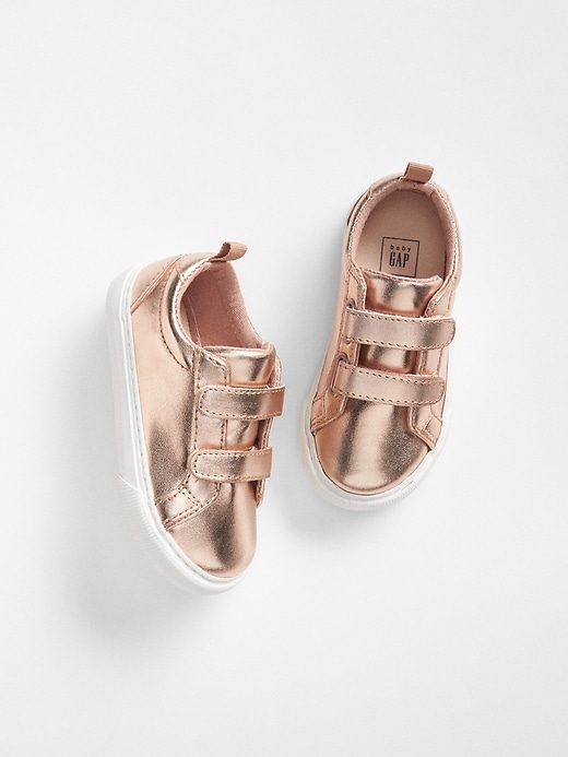 1 of 8 showing, with the color rose gold of product Toddler Classic Strappy Sneakers