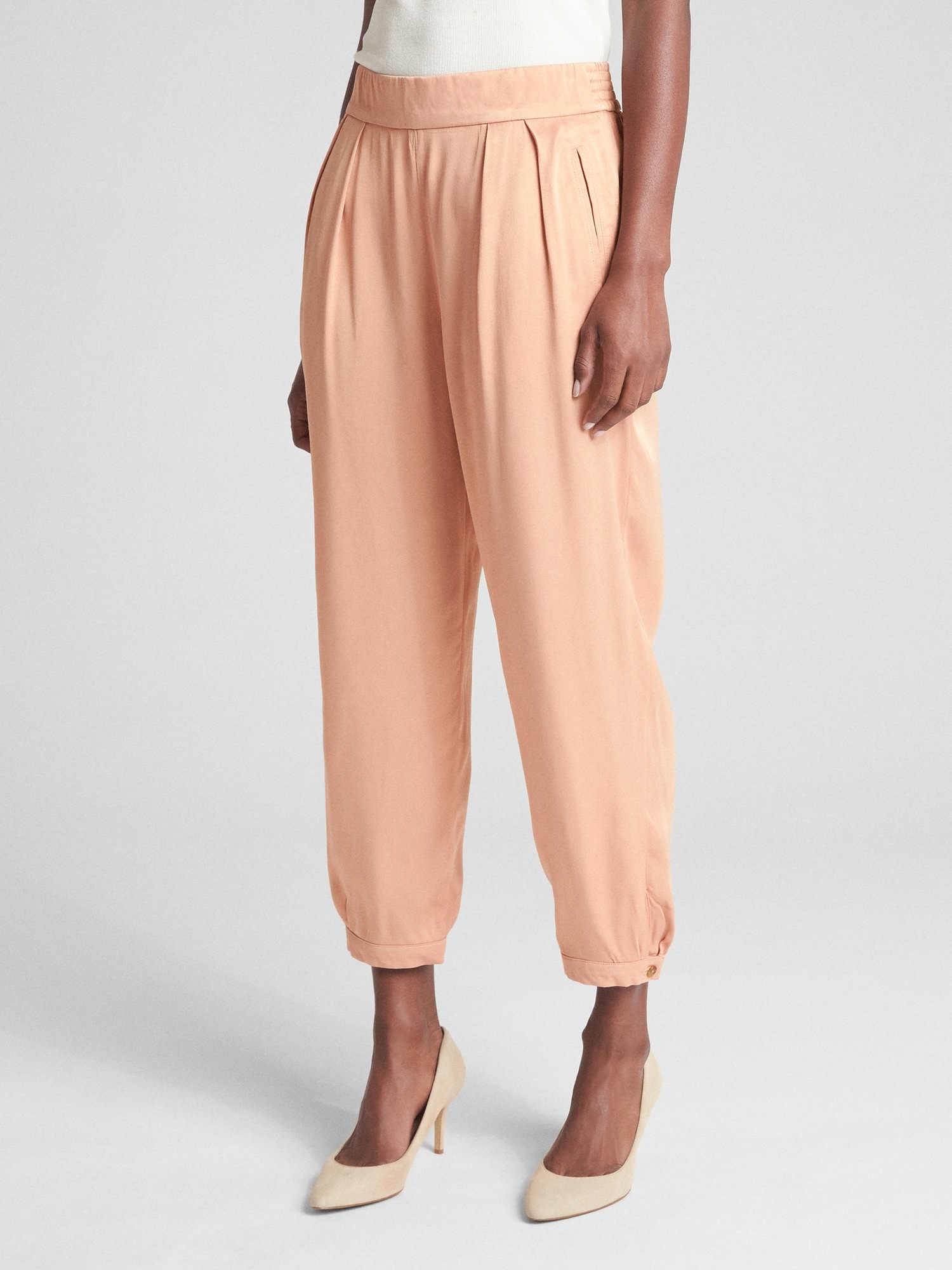 Gap deals harem pants