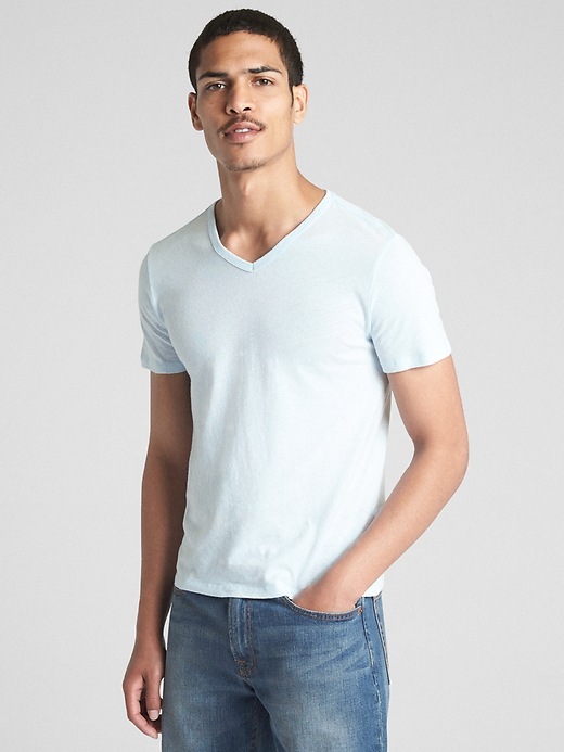 View large product image 1 of 1. Classic V T-Shirt in Cotton-Linen