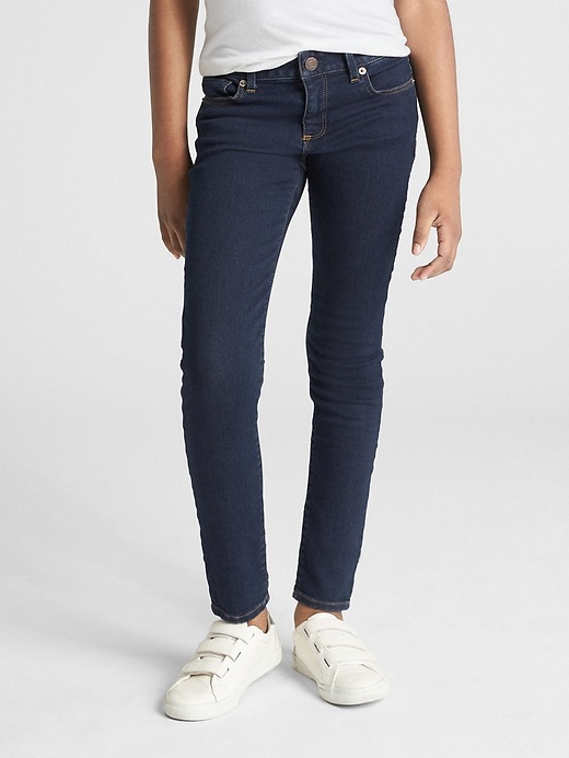 2 of 8 showing, with the color dark indigo of product Kids Super Skinny Jeans with Washwell™