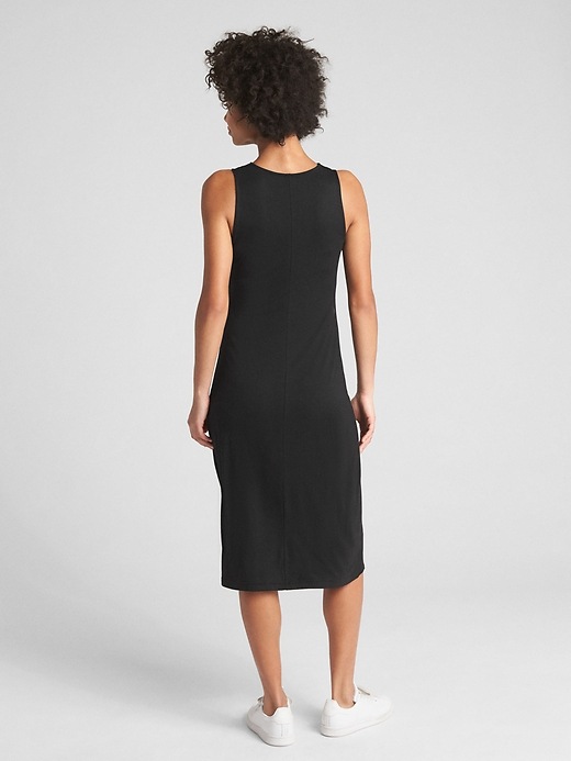 Image number 2 showing, Sleeveless Ruched Midi Dress