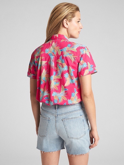 Image number 2 showing, Short Sleeve Tropical Print Button-Down Shirt