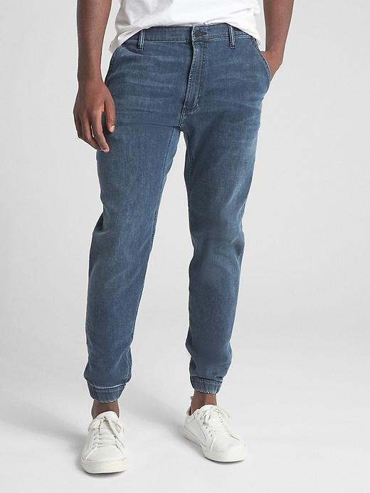 Image number 1 showing, Wearlight Jeans in Slim Fit with GapFlex
