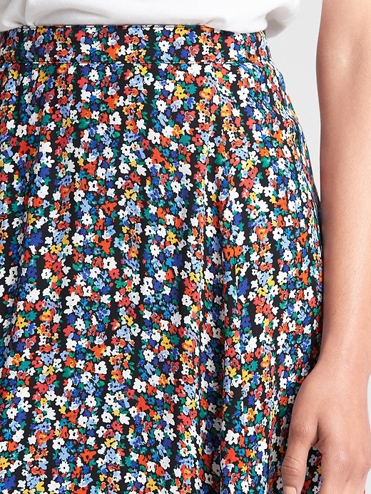 Image number 5 showing, Floral Print Midi Skirt