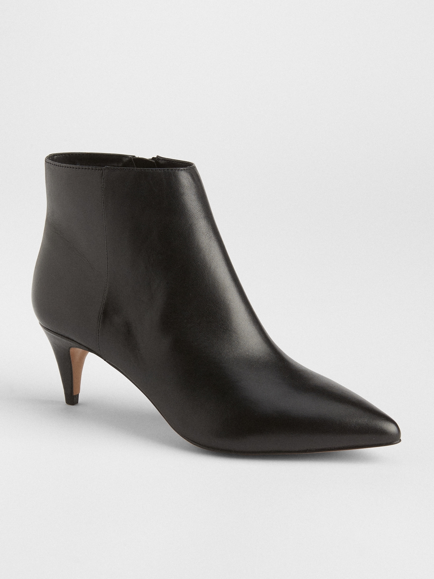 Женские ботинки Gap Kitten Heel Booties, цвет: Насыщенный чёрный