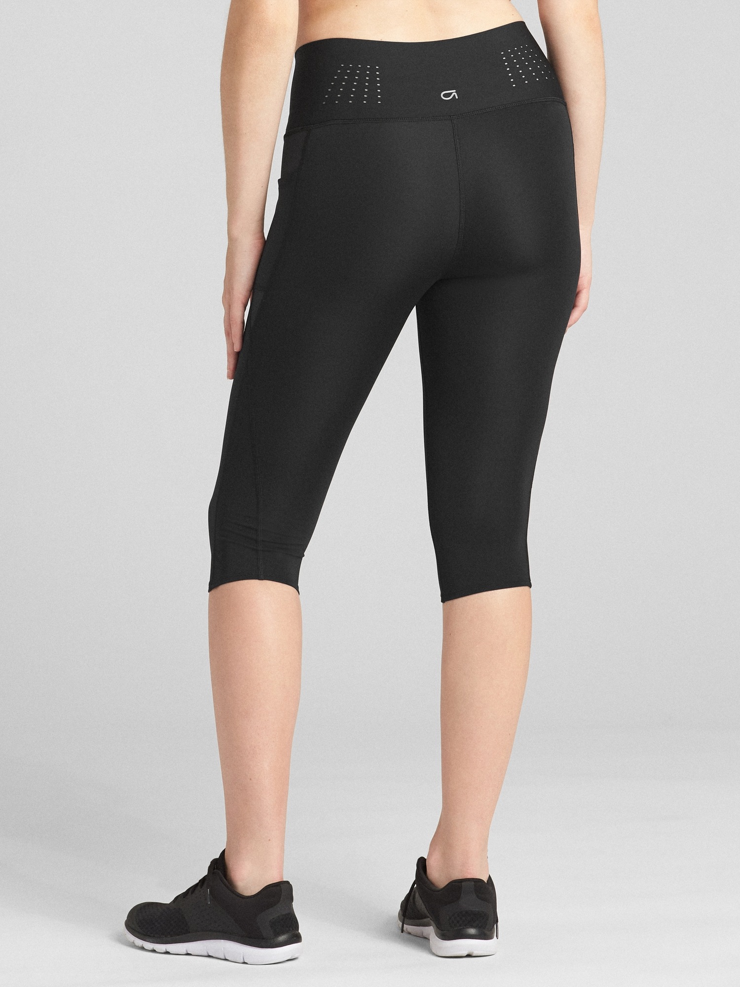 gapfit sculpt compression leggings