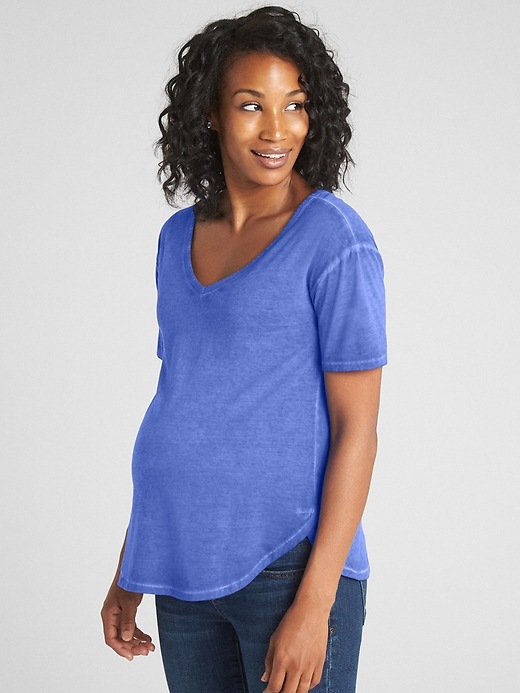 Image number 6 showing, Maternity Vintage Wash V-Neck T-Shirt