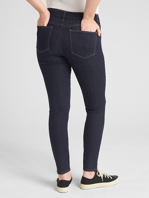 Mid Rise Curvy True Skinny Jeans | Gap