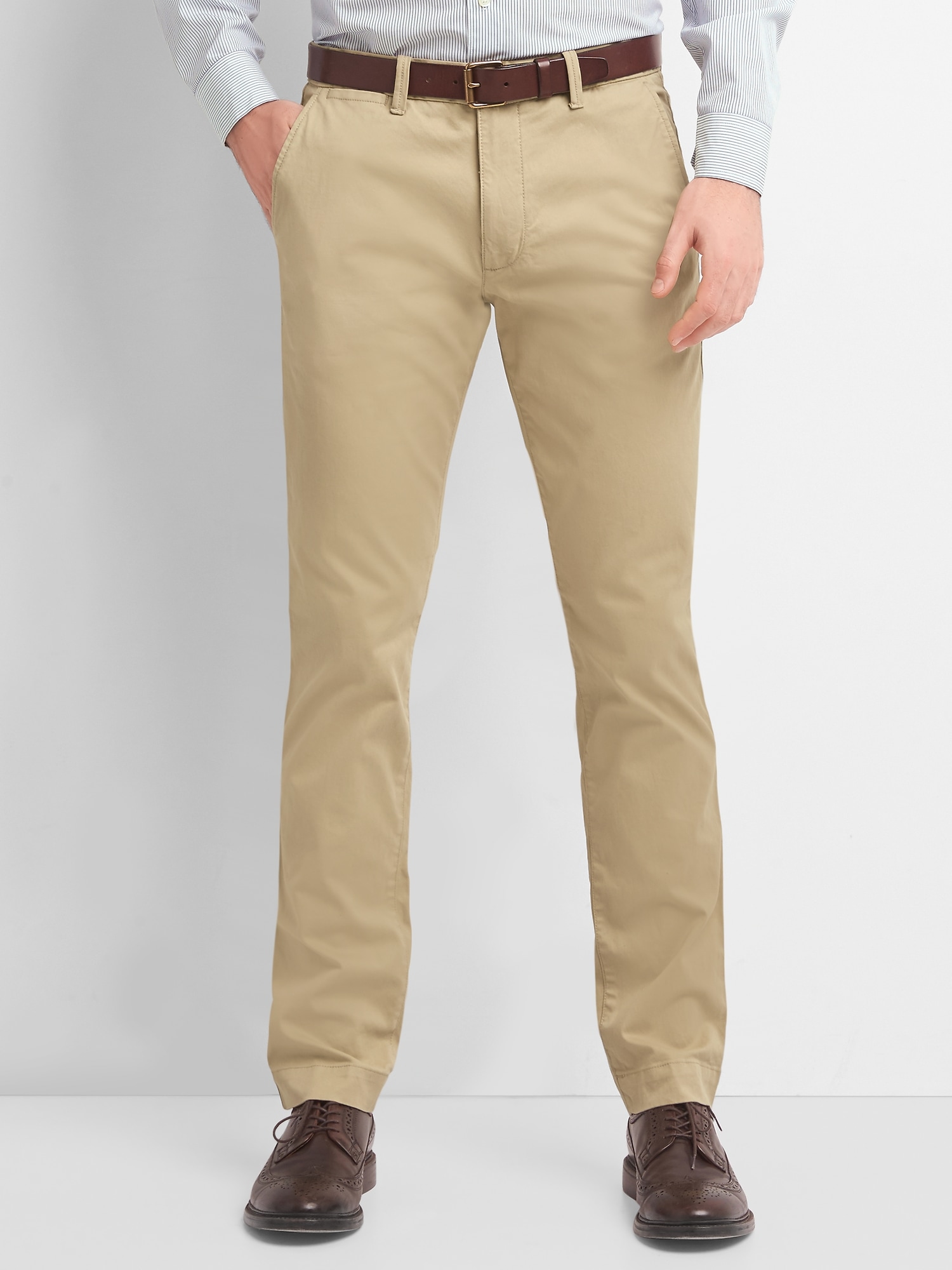 Color Khakis In Slim Fit With Gapflex - FitnessRetro