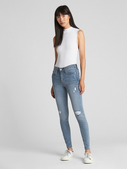 Image number 3 showing, Soft Wear Mid Rise True Skinny Jeans in Distressed