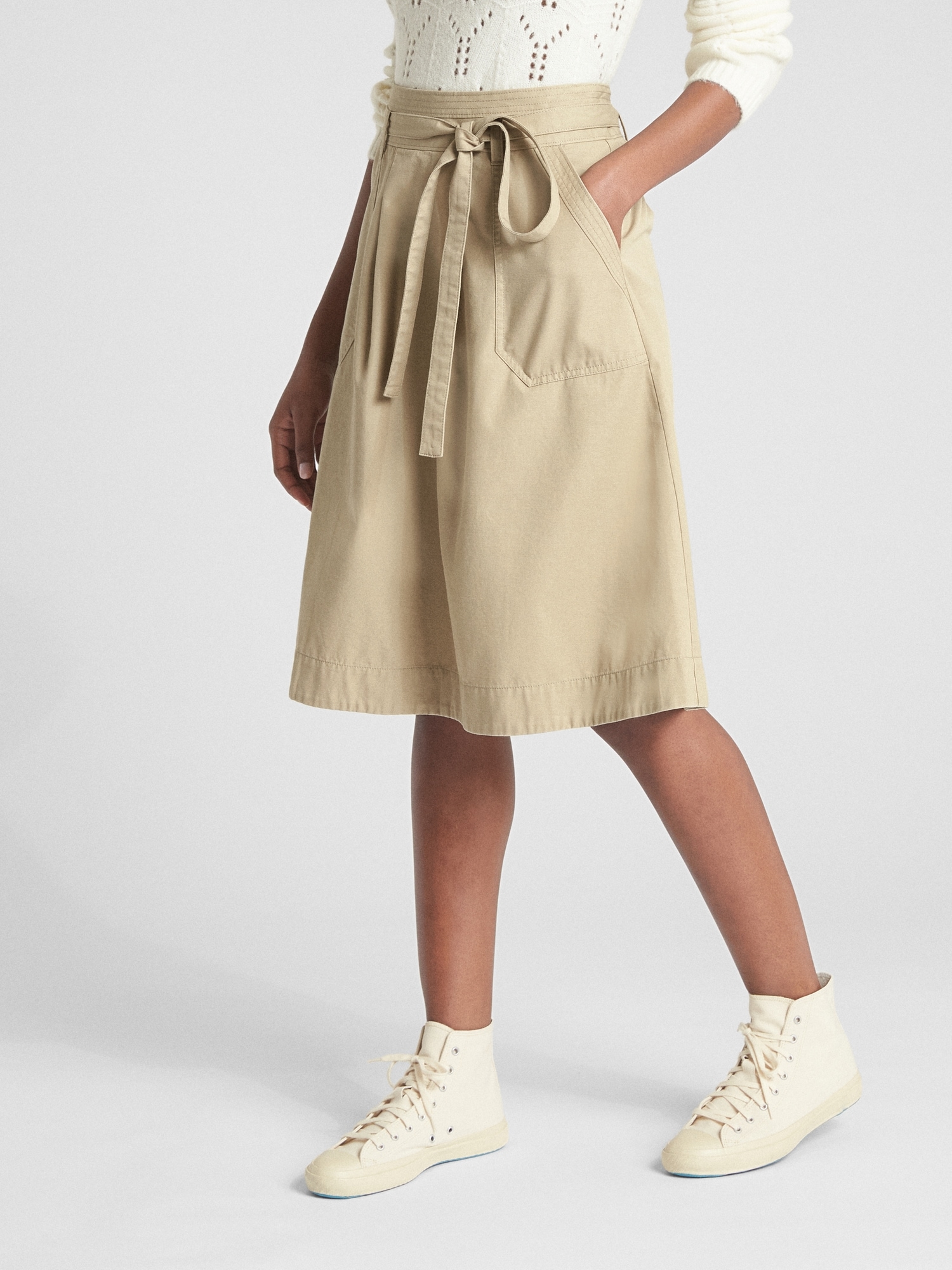 A Line Utility Skirt Gap