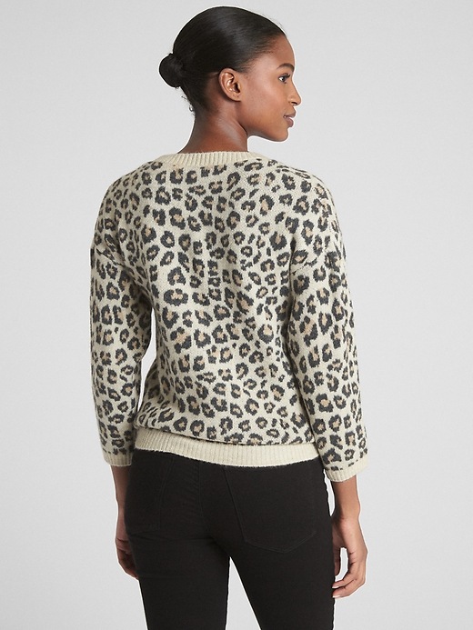 2 of 8 showing, with the color cheetah of product Pattern Crop Pullover Sweater