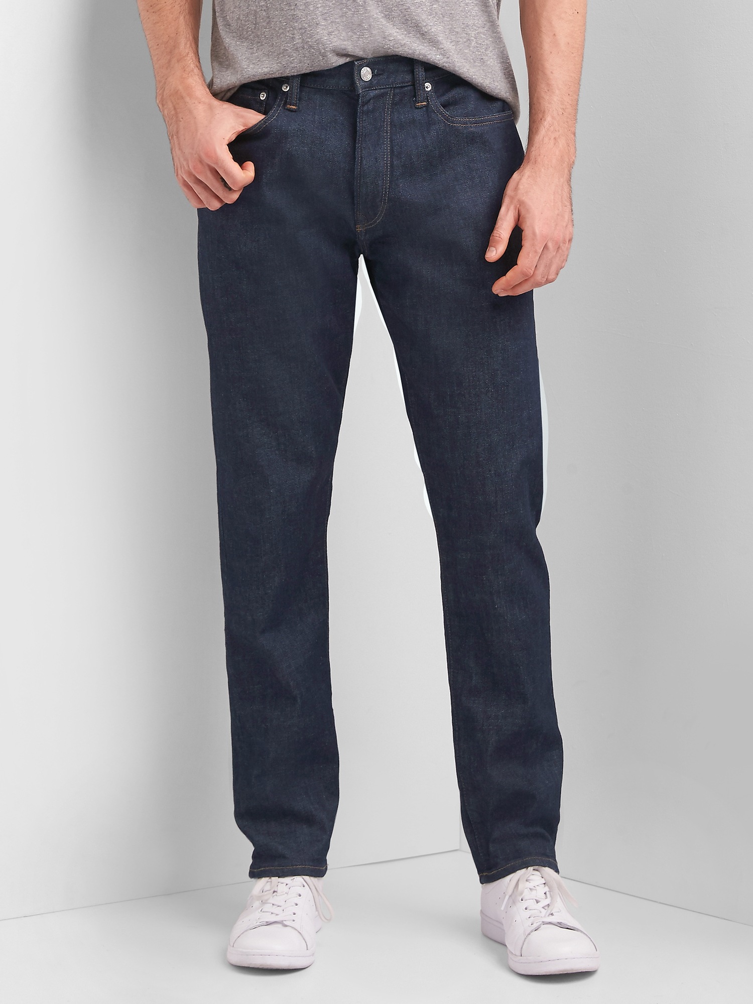 gap men's athletic jeans
