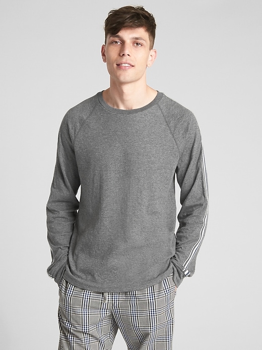 Image number 1 showing, Double-Face Long Sleeve Raglan T-Shirt