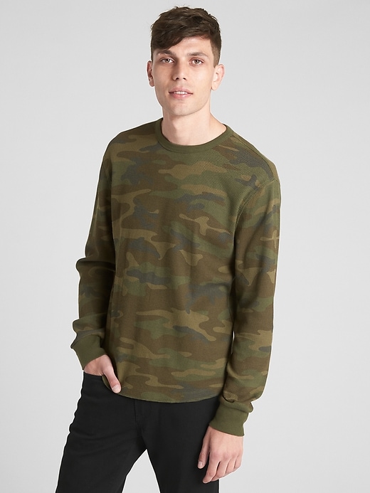 Image number 7 showing, Long Sleeve Classic T-Shirt in Waffle Knit