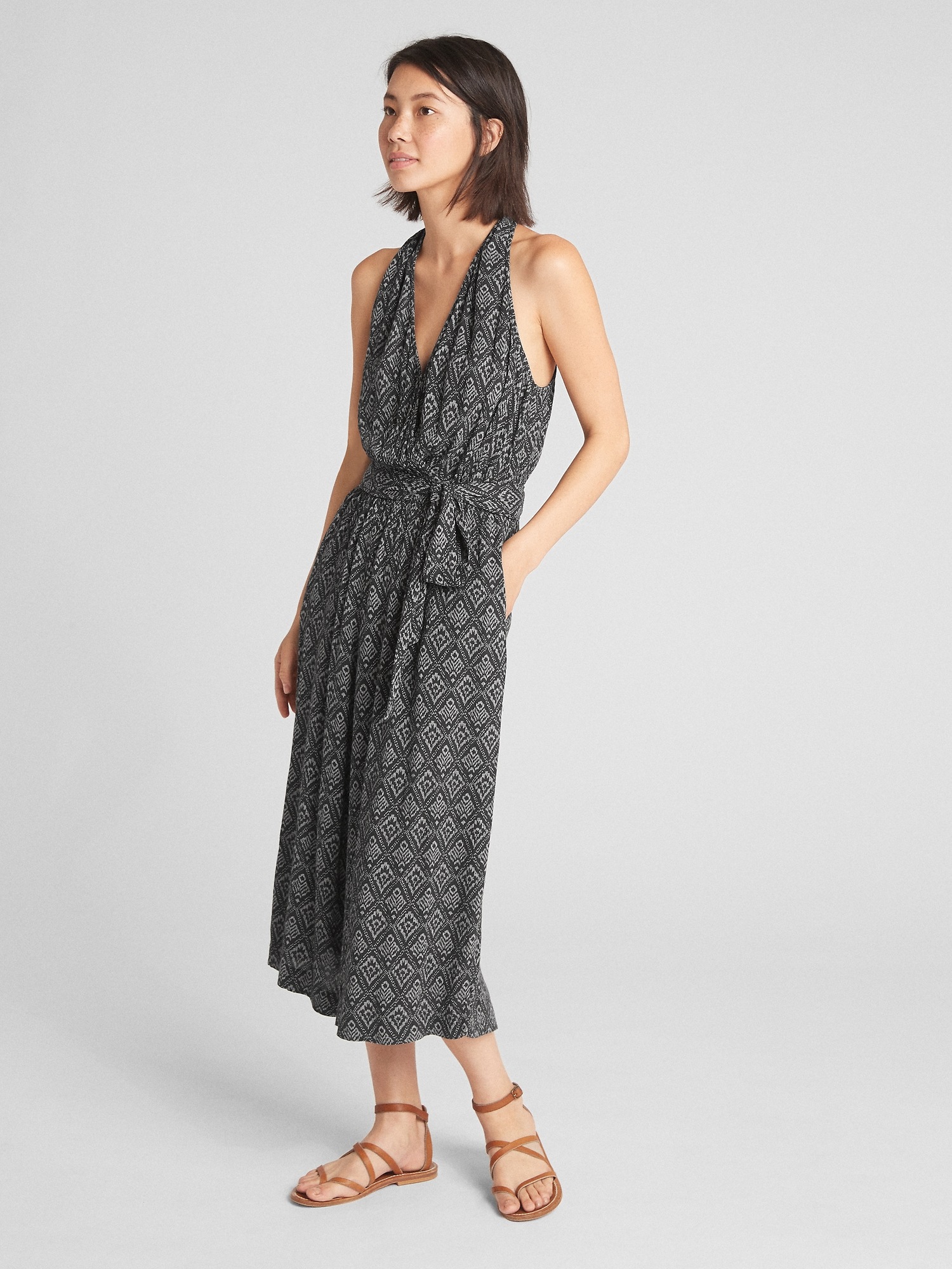 Женские комбинезоны Gap Halter-Neck Jumpsuit