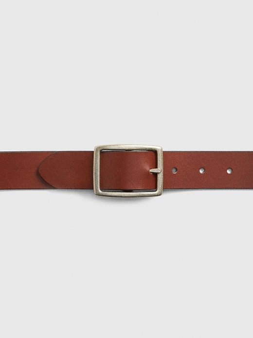 2 of 8 showing, with the color cognac of product Reversible Centerbar Belt
