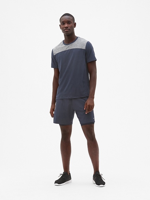Image number 3 showing, GapFit 7" 2-in-1 Trainer Shorts