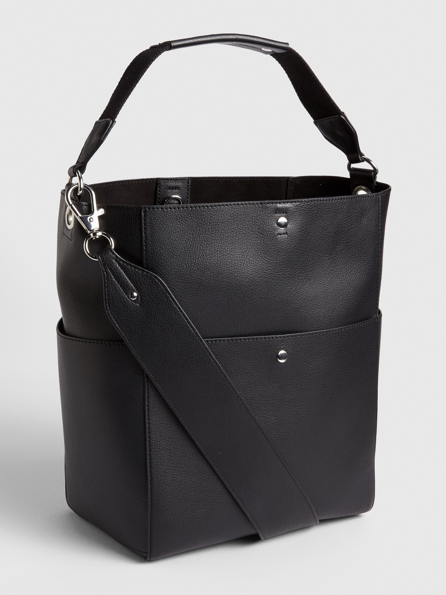 Gap bucket bag deals