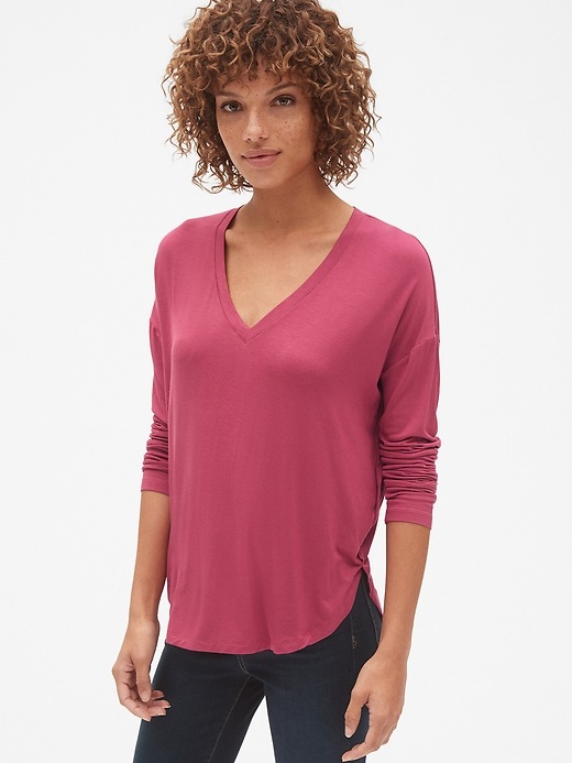 Image number 1 showing, Long Sleeve V-Neck T-Shirt in Luxe Jersey